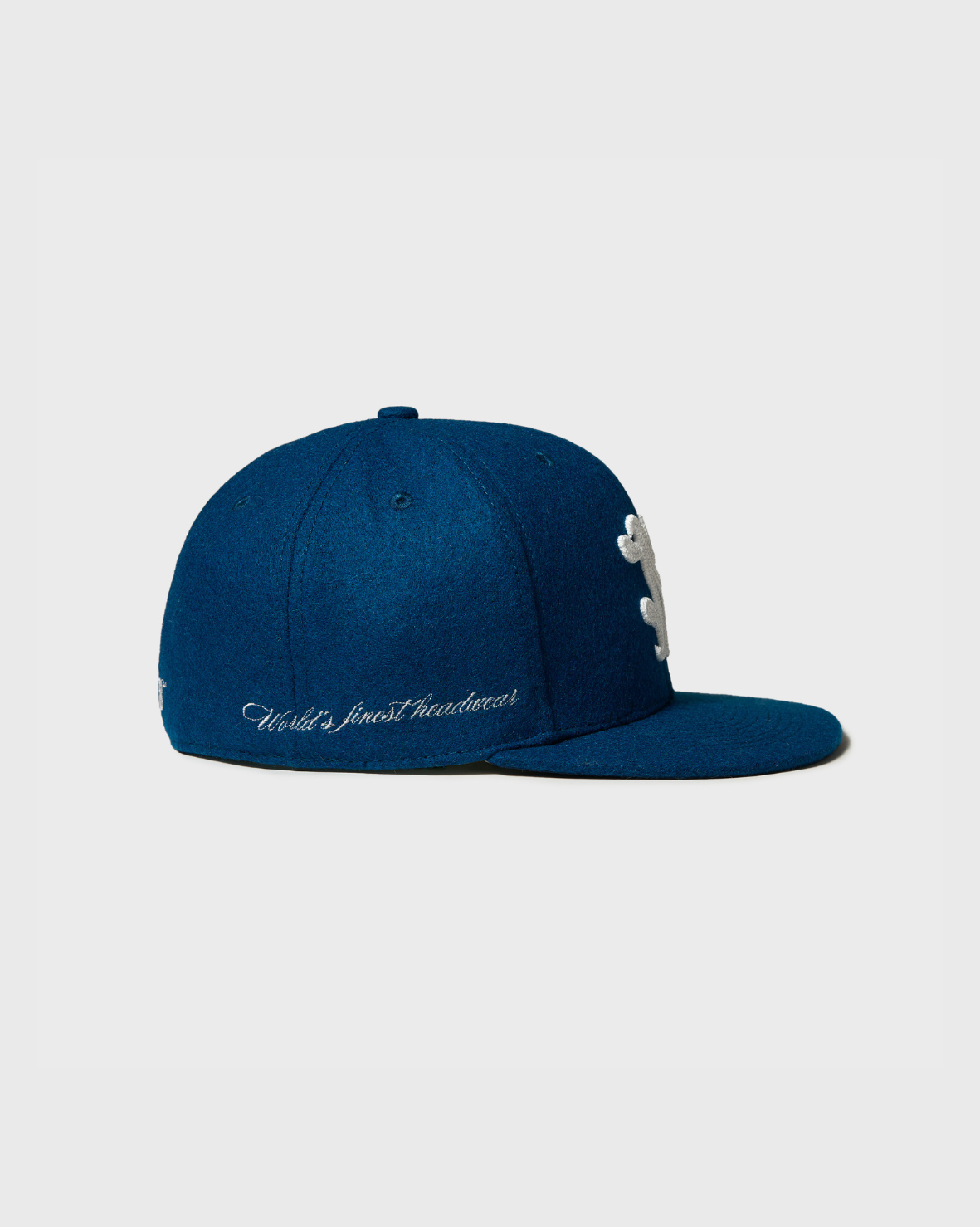 WOOL NAVY FITTED