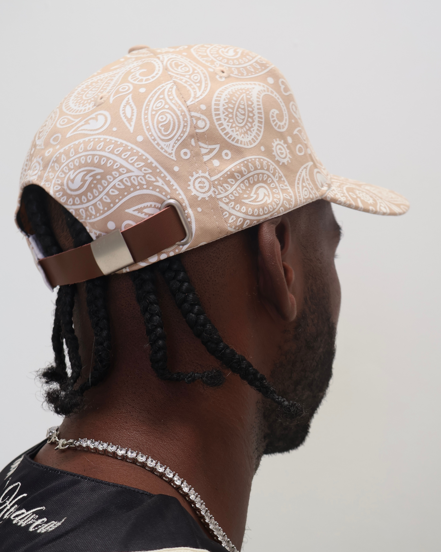 CREAM PAISLEY STRAPBACK