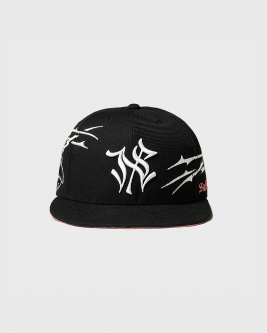 SACRIFICES BLACK FITTED