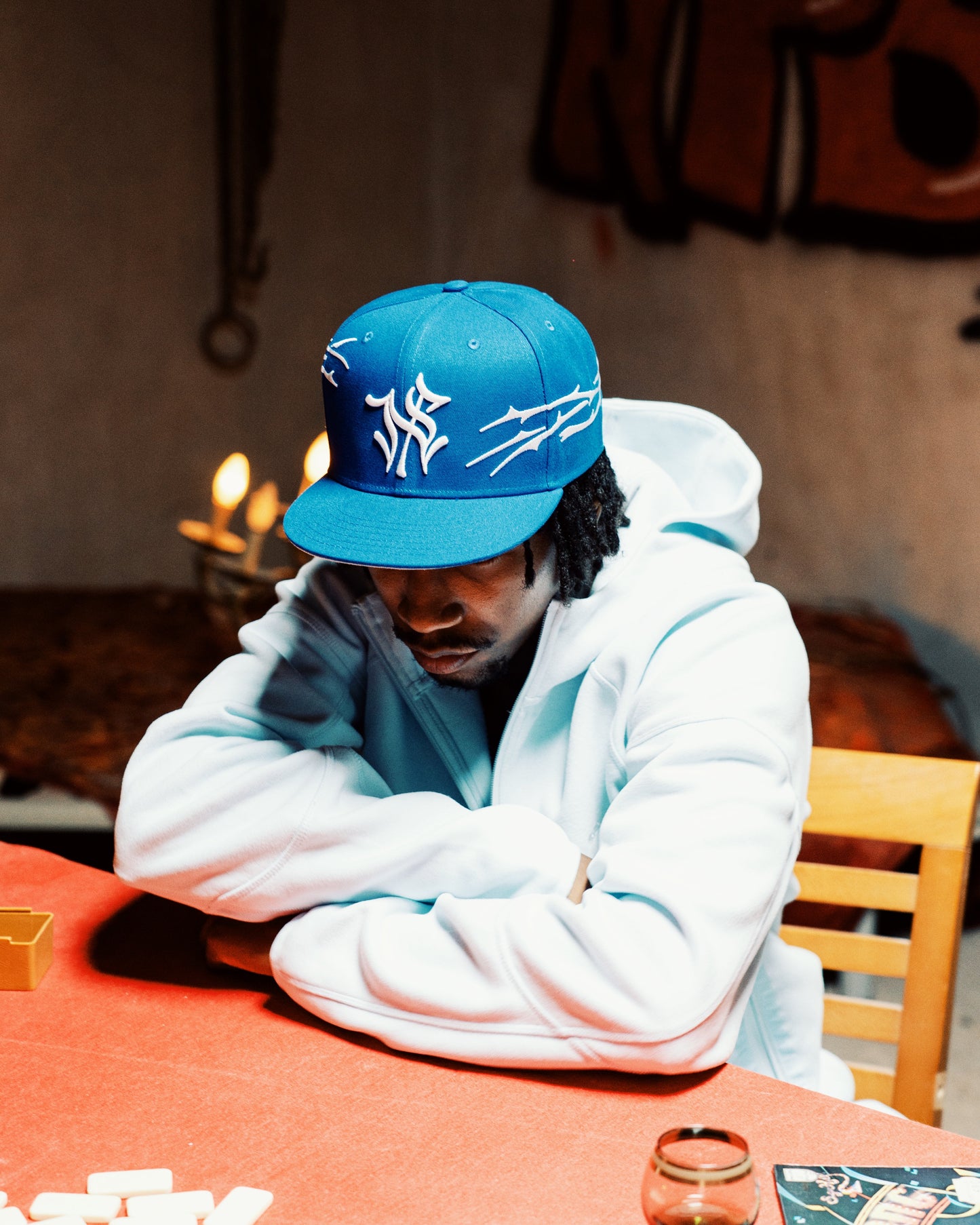 SACRIFICES NIPSEY BLUE FITTED